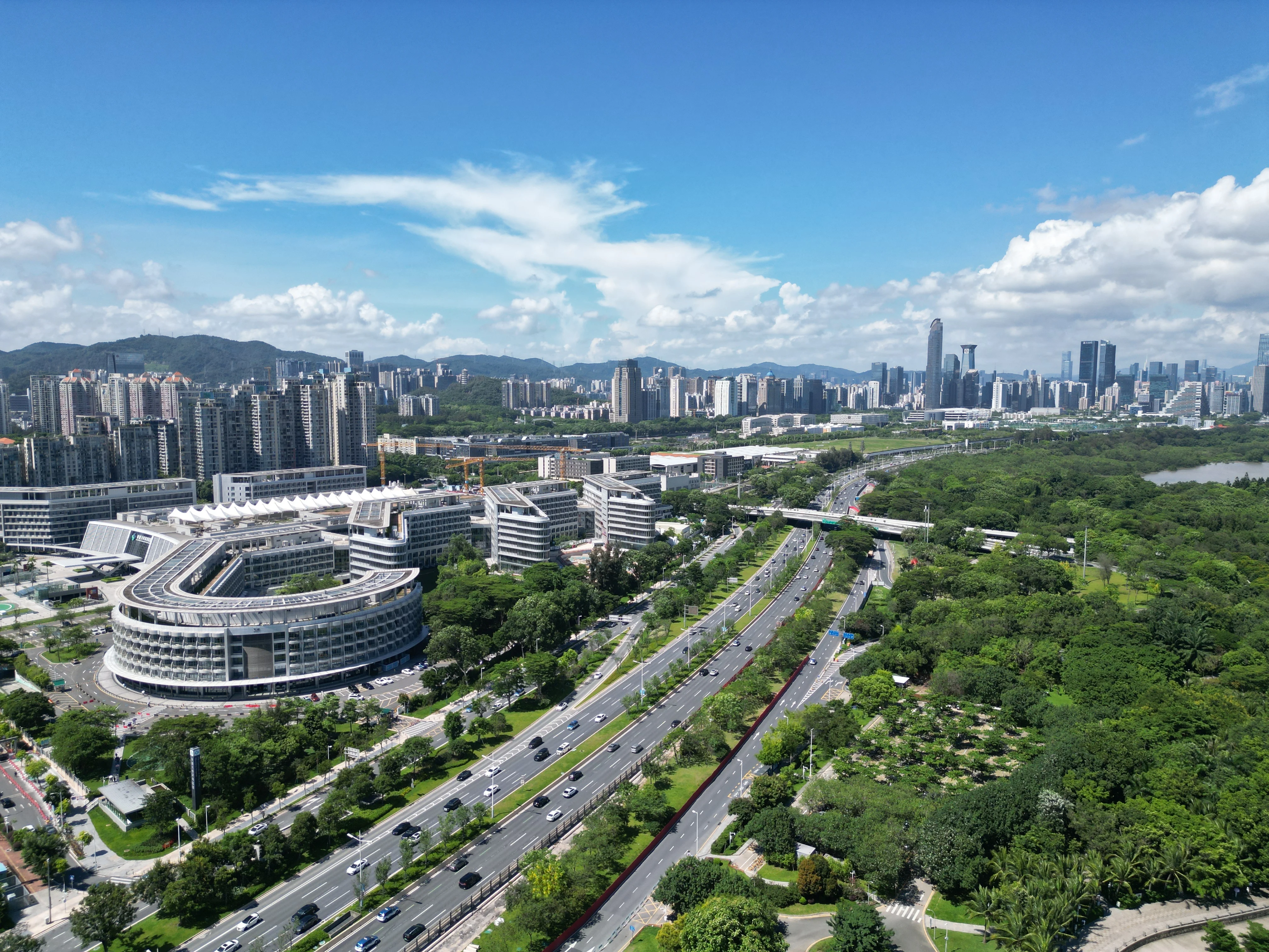 Despre companiile CRH în România