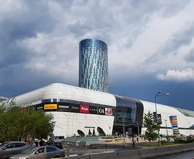 Centrul comercial Promenada, București